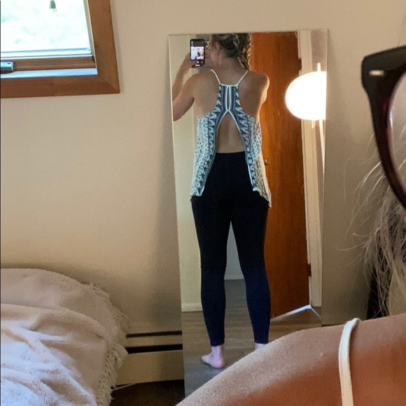 Open back tank - Picture 2 of 3